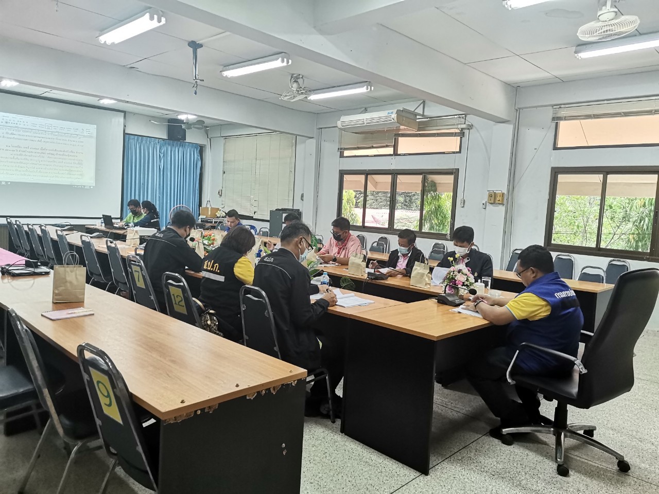 title - วันที่ 14 มิถุนายน 2566 นายอำมริต​ คงแก้ว​ ปฏิรูปที่ดินจังหวัดอุบลราชธานี​ มอบหมายให้เจ้าหน้าที่​ ส.ป.ก.​ จัดประชุมคณะอนุกรรมการจัดซื้อที่ดินเพื่อการปฏิรูปที่ดินจังหวัดอุบลราชธานี​ ครั้งที่​ 1/2566​ ณ
